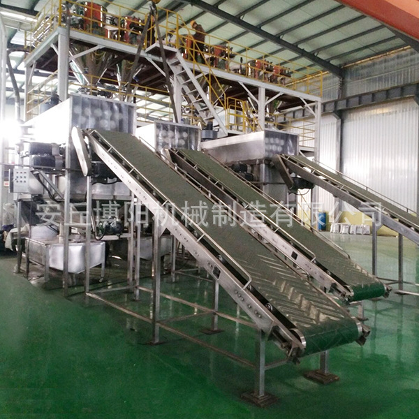 水泥自動拆包卸料卸料機在設(shè)計上有什么優(yōu)勢？