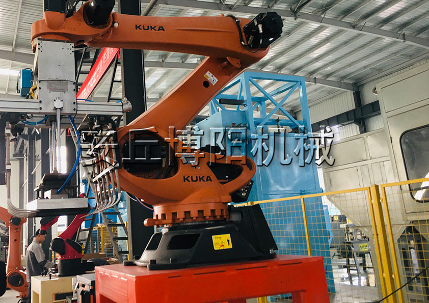 為什么越來越多的行業使用袋裝肥料機器人碼垛機？