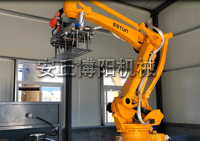 氧化鋁機械手自動拆包機的使用優勢有哪些？