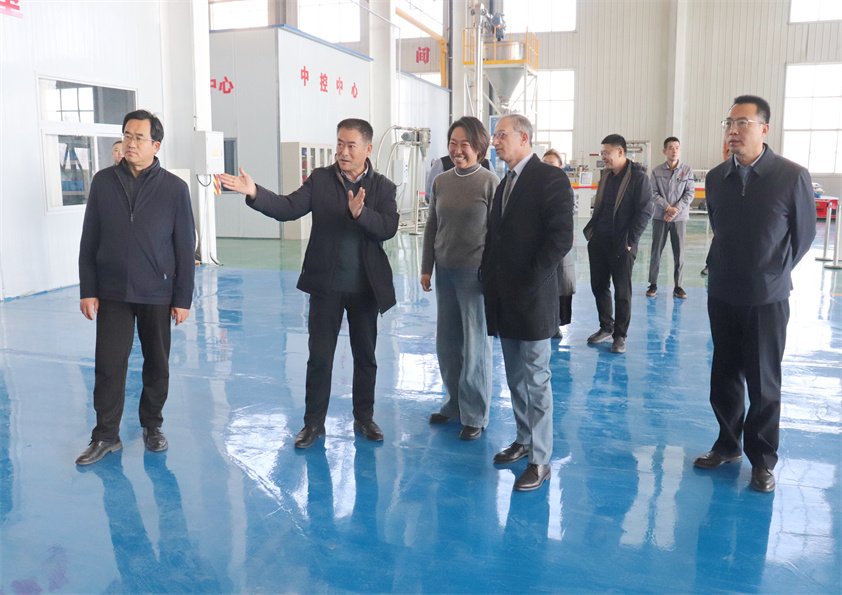 土耳其安納托利亞商人聯(lián)合會中國代表Metin Karakus一行到博陽機械進行調(diào)研